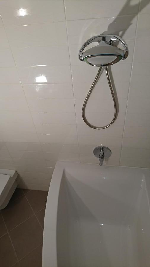 Apartment Quiet And Spacious With Garage Option Krakow